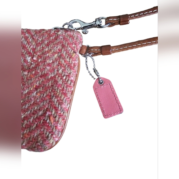 EUC | HTF Coach Pink & Brown Soho Wristlet | Wool Tweed & Leather - Picture 3 of 16